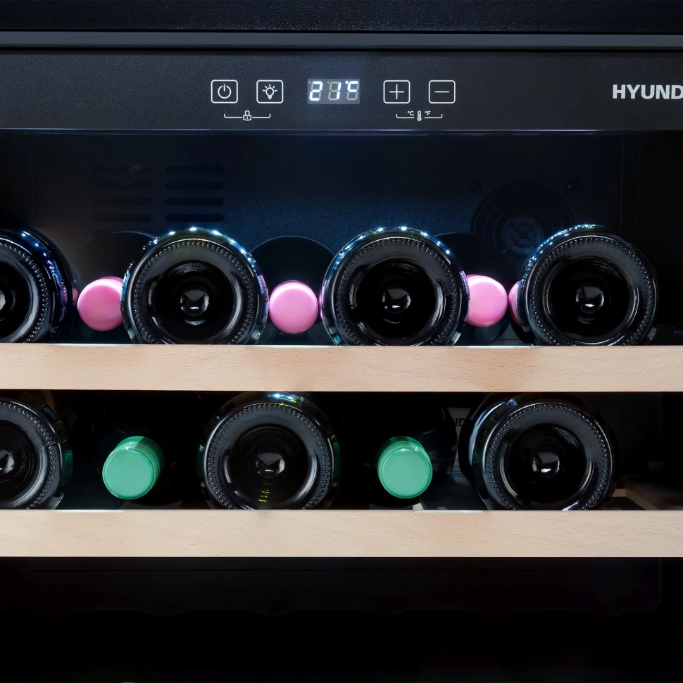 Винный шкаф Hyundai HBWC 0461 SCT 1-нокамерн. черный