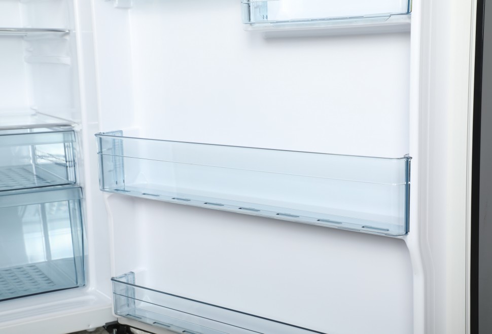 Холодильник Hitachi R-VG660PUC7-1 GBK 2-хкамерн. черный стекло инвертер