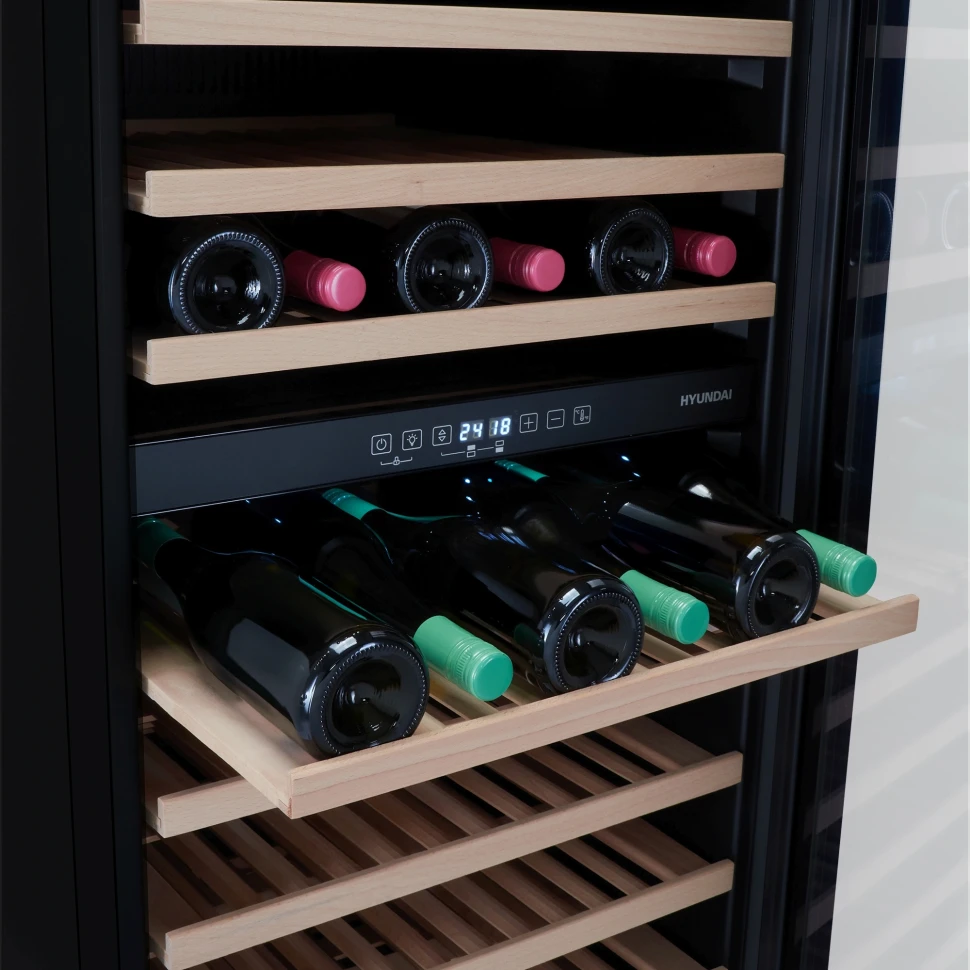 Винный шкаф Hyundai HBWC 1765 DC 1-нокамерн. черный