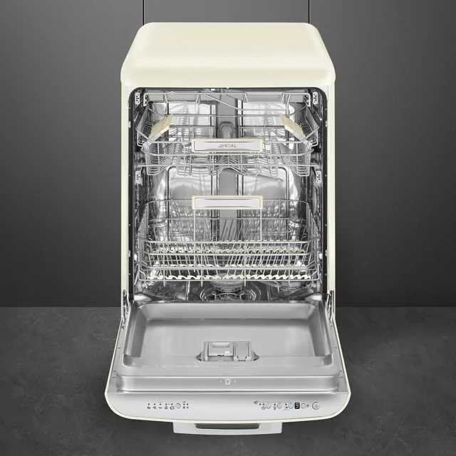 Посудомоечная машина Smeg LVFABCR3