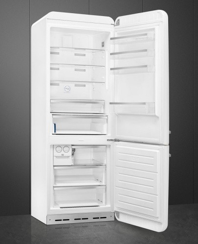 Холодильник Smeg FAB38RWH5