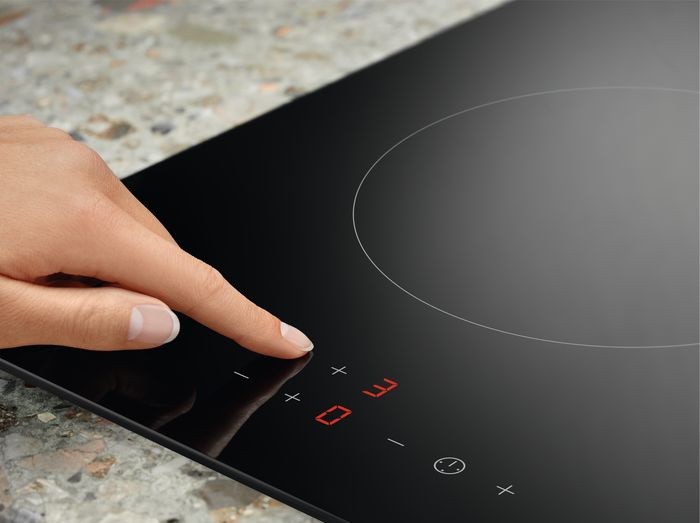 Варочная поверхность Electrolux LHR3233CK черный  