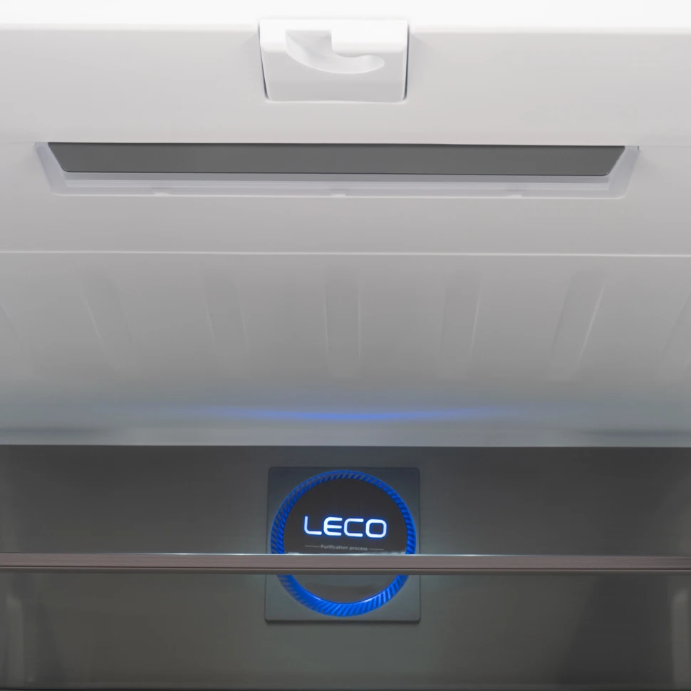 Холодильник Hyundai CM55043F 3-хкамерн. черный стекло инвертер