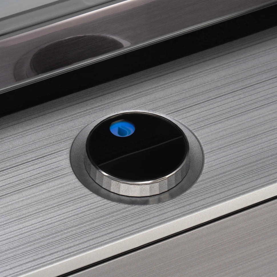 Холодильник Hyundai CM55043F 3-хкамерн. черный стекло инвертер