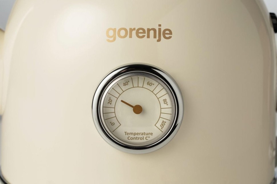Чайник электрический Gorenje K17CLINGOR 1.7л. 2000Вт бежевый корпус: металл/пластик