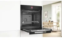 Духовой шкаф Электрический Bosch Serie 8 HBG974LB1 черный