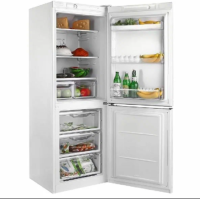 Холодильник двухкамерный Indesit DS 4160 W