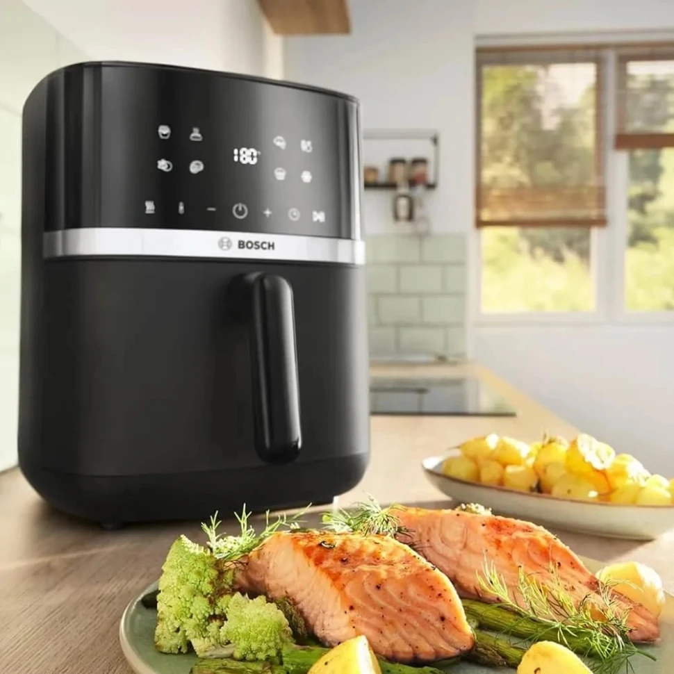 Аэрогриль Bosch MAF462B0 6.1л 2050Вт черный