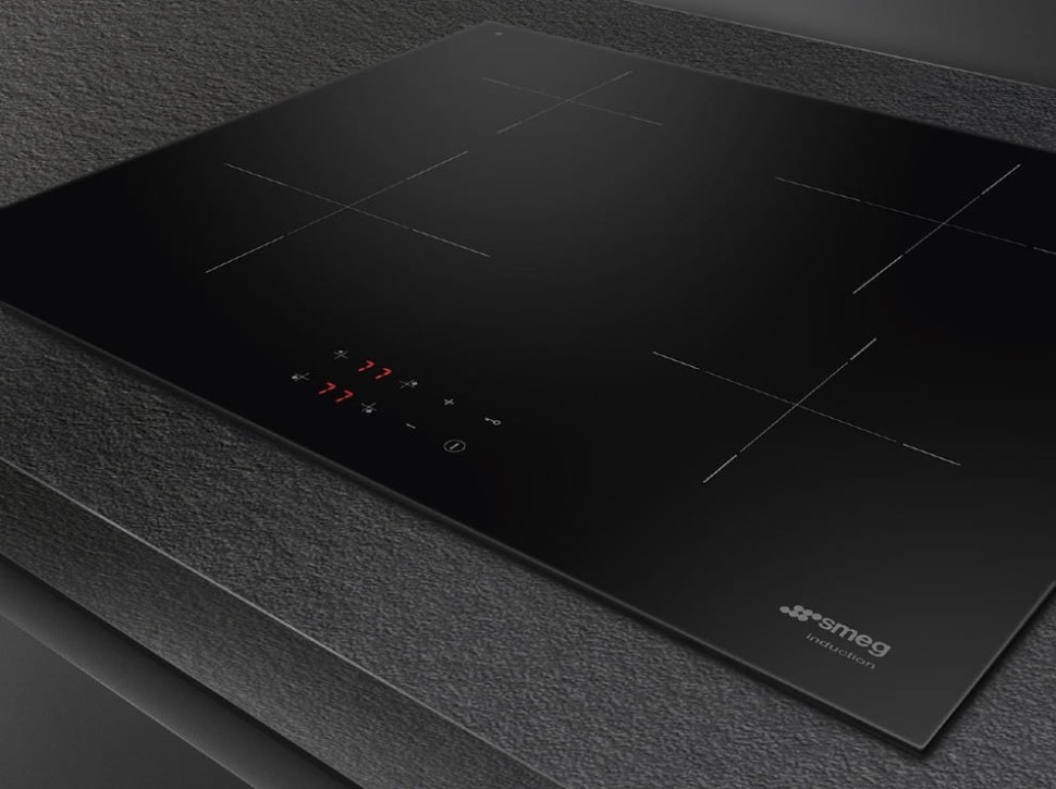 Индукционная стеклокерамич. панель Smeg SI2641D