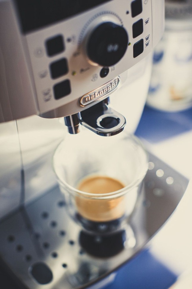 Кофемашина Delonghi Magnifica S ECAM21.117.SB 1450Вт серебристый/черный  