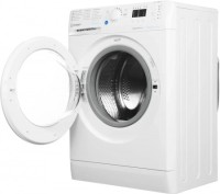 Стиральная машина Indesit BWSA 6109 WWV