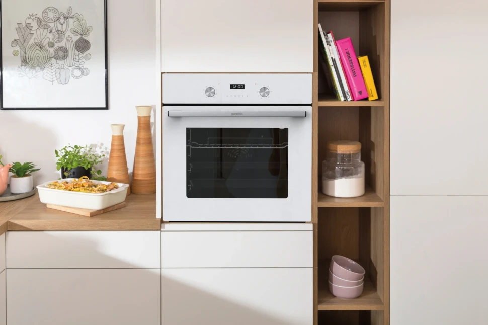Духовой шкаф Электрический Gorenje BO6737E03NWG белый  