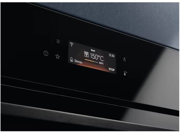 Духовой шкаф Электрический Electrolux EOC8P39WZ черный  