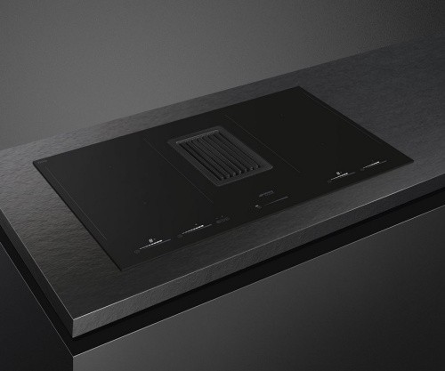 Индукционная стеклокерамич. панель Smeg HOBD682D1