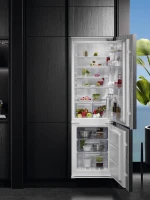 Холодильник AEG OSC6N181ES 2-хкамерн. белый