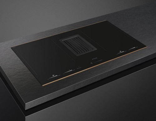 Индукционная стеклокерамич. панель Smeg HOBD682R1