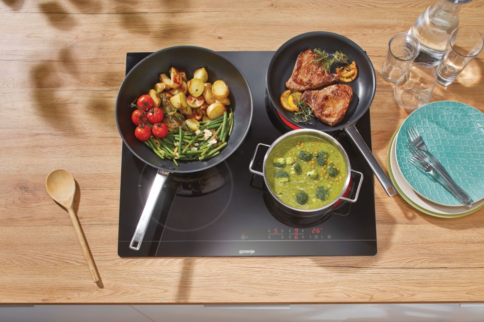 Варочная поверхность Gorenje CT41SC черный  