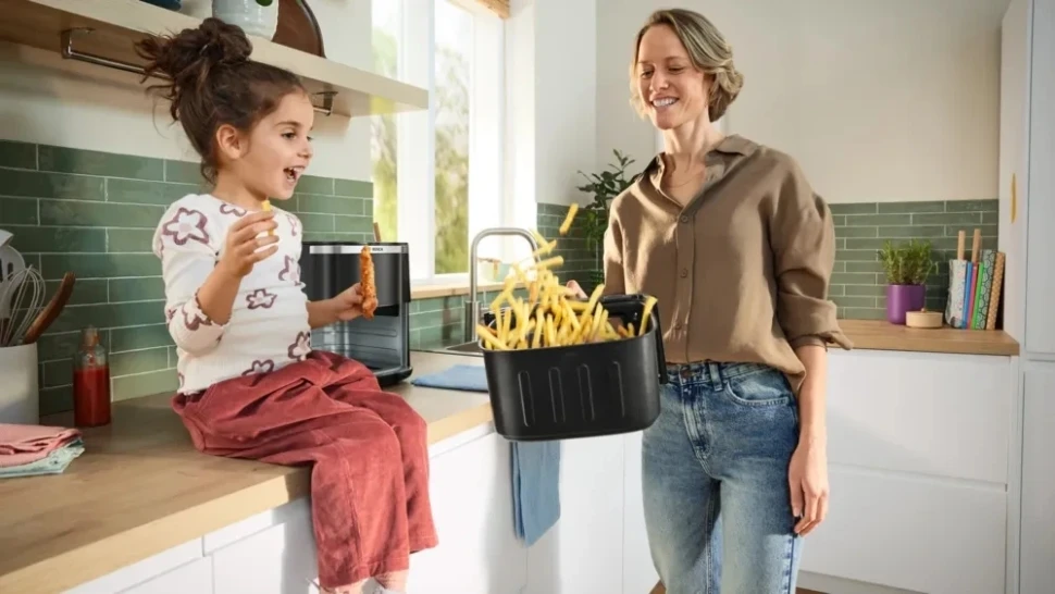 Аэрогриль Bosch MAF671B0 7.2л 1800Вт черный  