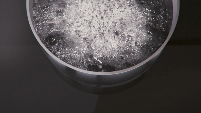 Индукционная варочная поверхность Electrolux EIT60433CT черный