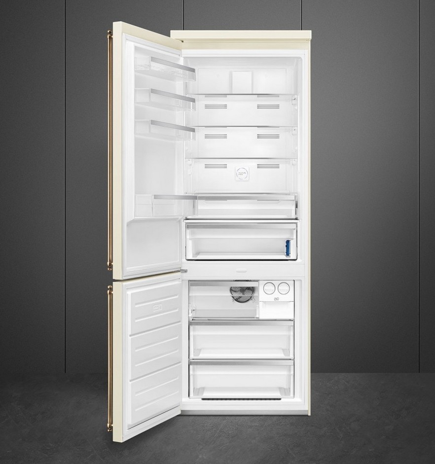 Холодильник Smeg FA8005LPO5  