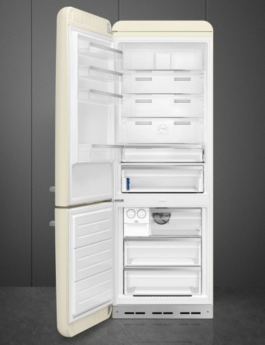 Холодильник Smeg FAB38LCR5